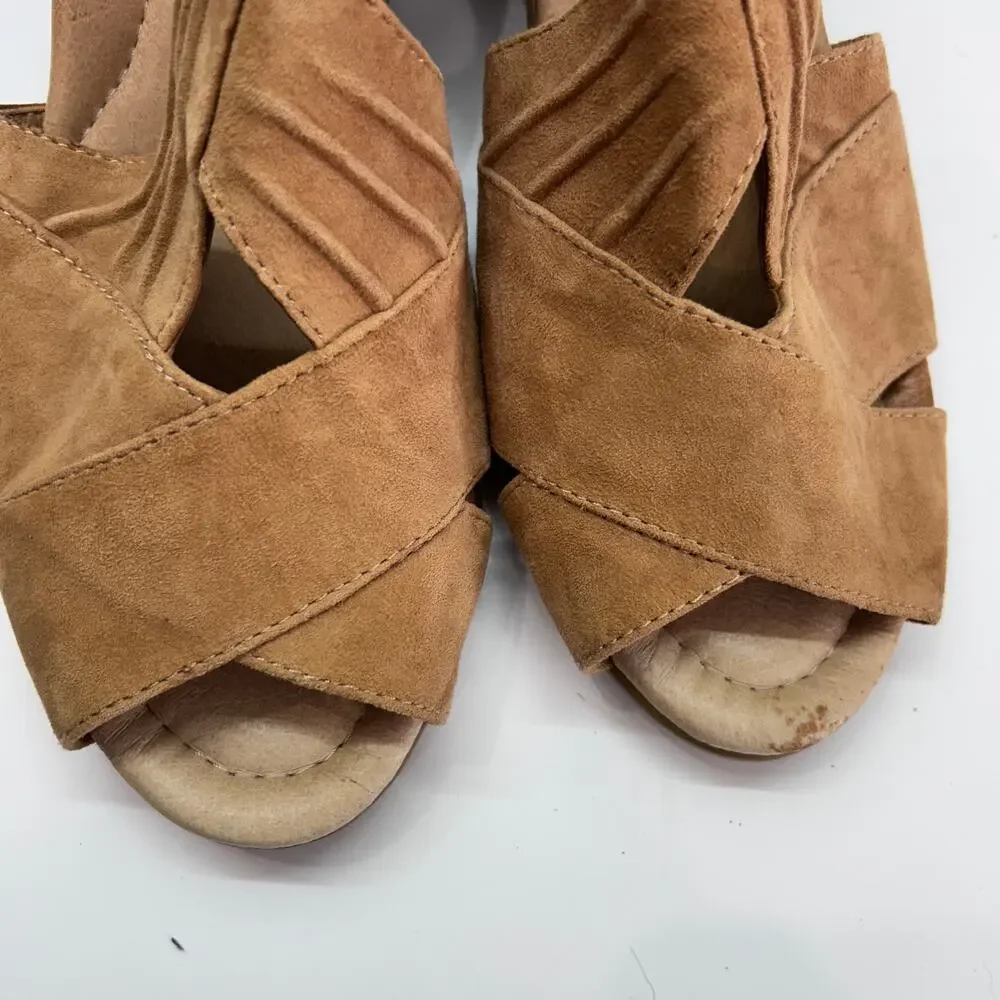 Earth Shoes Leather Wedge Sandal 10D 10 WIDE Tan Brown Ankle Strap Platform